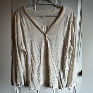 Old Navy | White Long Sleeve